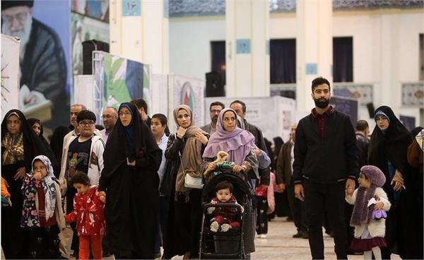 حضور خانوادگی در نمایشگاه قرآن