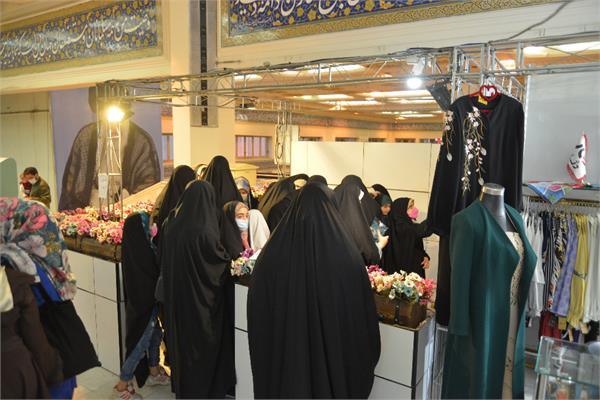 عرضه برترین محصولات عفاف و حجاب با 20 درصد تخفیف در نمایشگاه قرآن