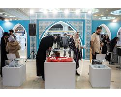 تصاویری از حال و هوای غرفه بین الملل در چهارمین روز از سی و یکمین نمایشگاه بین المللی قرآن