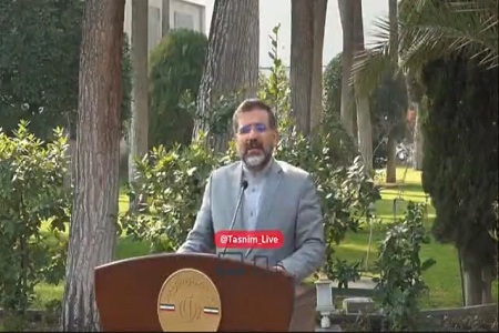 سخنان وزیر فرهنگ و ارشاد اسلامی در حیاط دولت در مورد سی و یکمین نمایشگاه قرآن1402